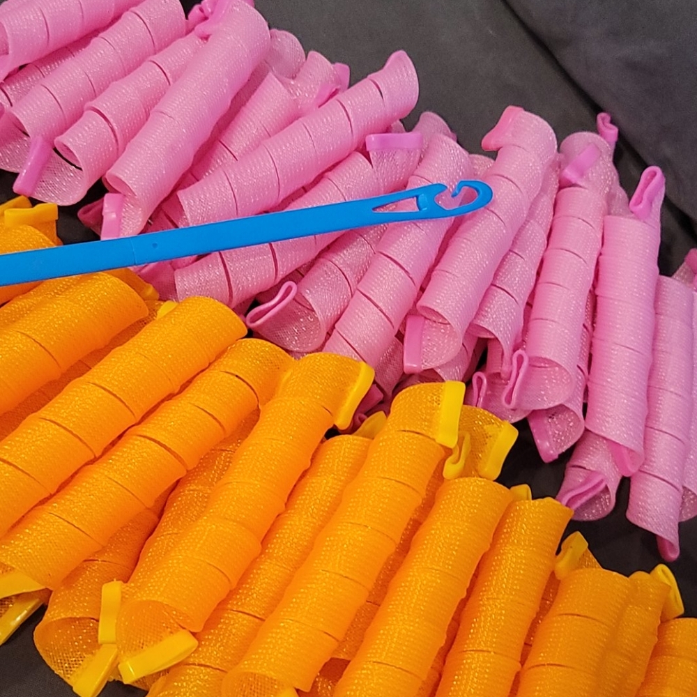 82 pieces - Magic Hair curlers - no heat styling !